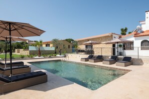 Pool - Anthi Luxury Residence- Rose (Ialisos)