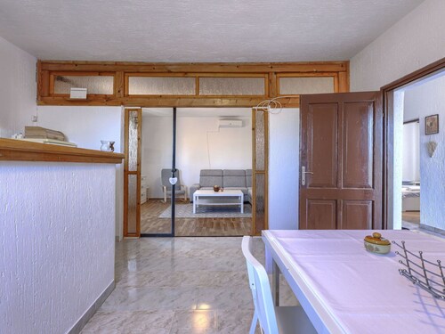 Stunning private villa with WIFI, private pool, A/C, TV, terrace, pets allowed and panoramic view
