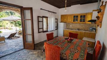 House | 2 bedrooms, Internet