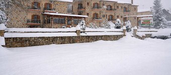 Orama Hotel - Lake Plastira Triple Suite