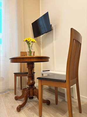 Interior - Apartment Monza Station I 15 min Milan City Center (Monza)