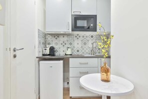 Private kitchen - Charming Studio - 2P - Eiffel Tower (Paris)