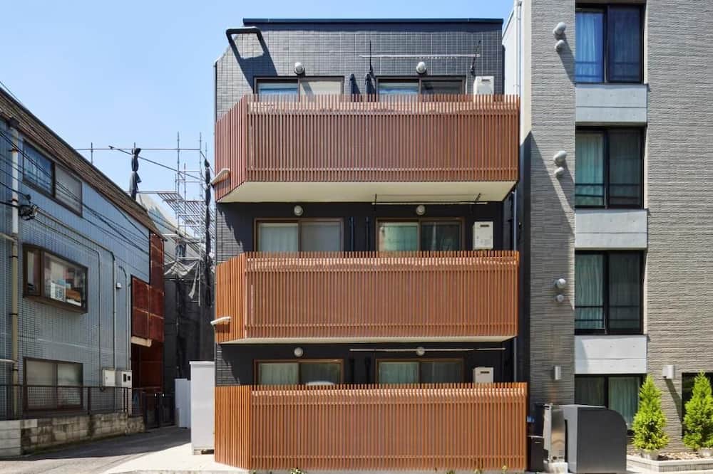 Tokyo Japandi Apartment Ikebukuro