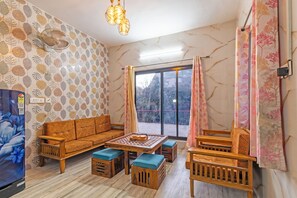 Comfort Villa, Hill View | Interior - Alaya Stays Vyasa Duplex With Views (Mussoorie)