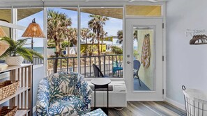 House | 1 bedroom, Internet - Ocean Oasis - Ocean View At Symphony Beach Club and King Bed (Ormond Beach)