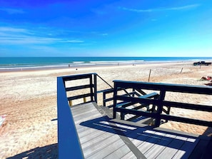 House | 1 bedroom, Internet - Ocean Oasis - Ocean View At Symphony Beach Club and King Bed (Ormond Beach)