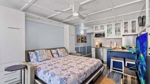 House | 1 bedroom, Internet - Ocean Oasis - Ocean View At Symphony Beach Club and King Bed (Ormond Beach)