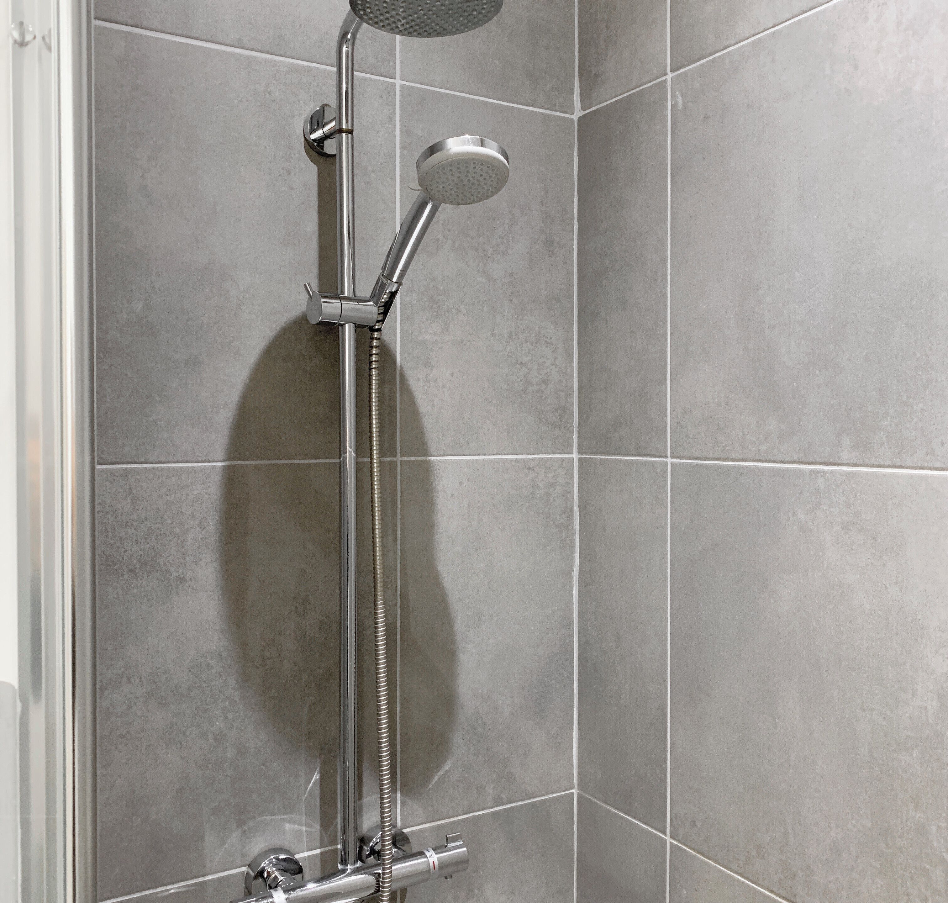 Douche, serviettes fournies