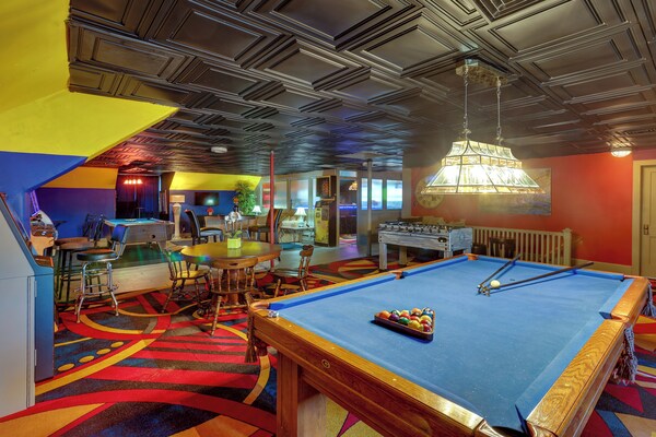 Fun & Unique Home W/ Vintage Game Room In Annville - Fredericksburg, PA