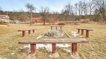 House (6 Bedrooms) | Interior