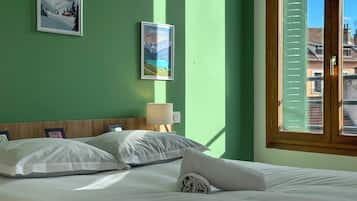 Fer et planche Ă repasser, Wi-Fi, draps fournis