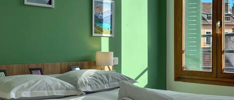 Strygejern/strygebræt, Wi-Fi, sengetøj