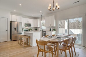 House (3 Bedrooms) | Interior - 4 Mi to Surf City Beaches! Family Coastal Retreat (Hampstead)