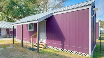 House (2 Bedrooms) | Front of property