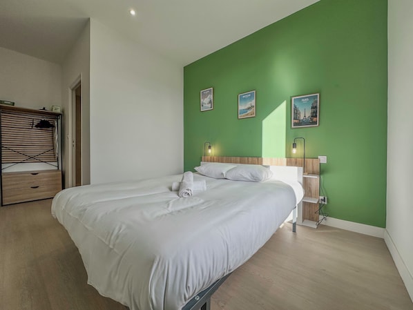 1 makuuhuone, silitysrauta/-lauta, Wi-Fi, vuodevaatteet