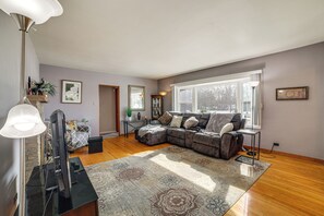 Talo (4 Bedrooms) | Sisätilat