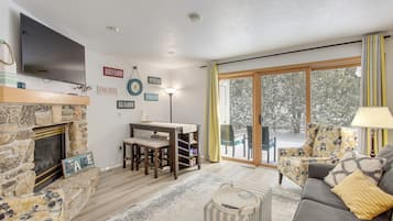 Apartment (2 Bedrooms) | Bahagian dalam