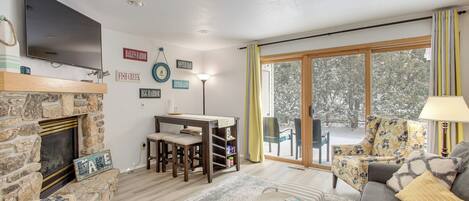 Huoneisto (2 Bedrooms) | SisÀtilat