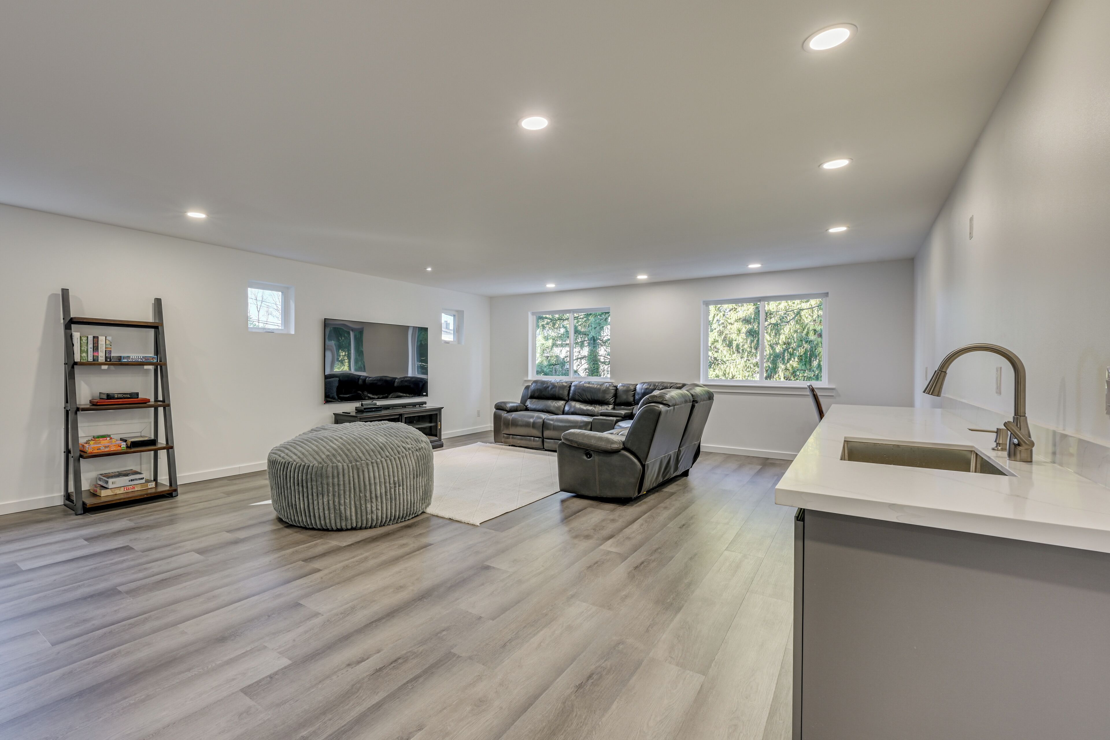 House (Multiple Bedrooms) | Interior