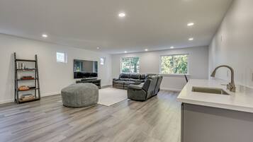 House (Multiple Bedrooms) | Interior