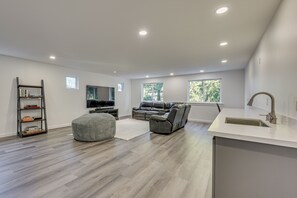 House (Multiple Bedrooms) | Interior