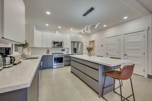 House (Multiple Bedrooms) | Interior