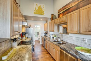 Apartment (4 Bedrooms) | Interior - Modern Heavenly Ski Resort Mountain-top Retreat (Stateline)