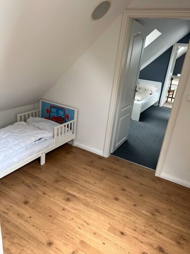 Deluxe vacation apartment for 27 people 15km from the Heidepark