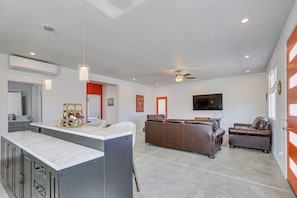 House (2 Bedrooms) | Interior - 9 Mi to Joshua Tree! Desert Retreat w/ Fire Pit (Yucca Valley)