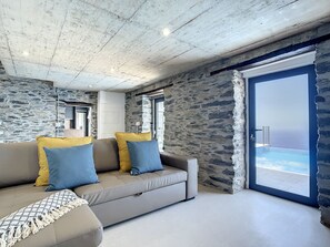 Living area - Villa Espigão (With Pool) (Fajã da Ovelha)