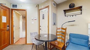 Dining - Whistler - Cascade Lodge 125 (Whistler)