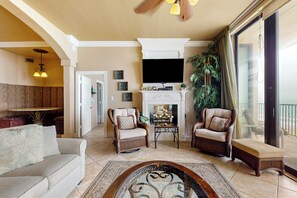 Apartment (3 Bedrooms) | Front of property - Gulf-view 3BR Penthouse: Suntide III - Unit 1105 (South Padre Island)