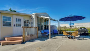 House (2 Bedrooms) | Front of property