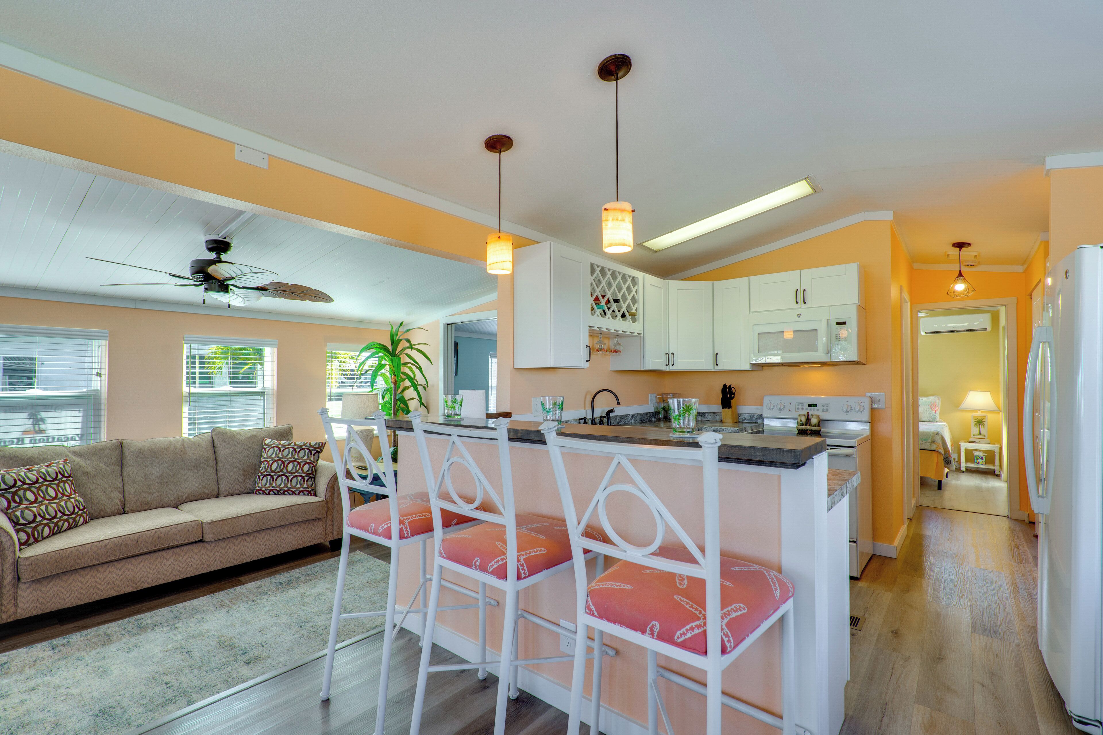 House (2 Bedrooms) | Interior