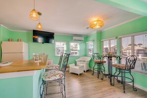 House (2 Bedrooms) | Interior - 3 Mi to Gulf! Fort Myers Beach Gem w/ Pool Access (Fort Myers Beach)