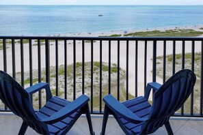 Apartment (2 Bedrooms) | Front of property - Walk to Sand Key! 11th-floor Clearwater Beach Gem (Clearwater Beach)