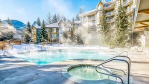 Pool - Whistler - Cascade Lodge 316 (Whistler)