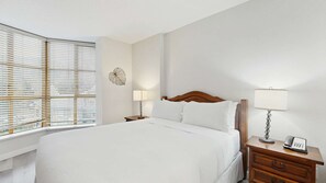 1 sovrum, strykjärn/strykbräda och internet