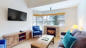 Fernseher, Kamin