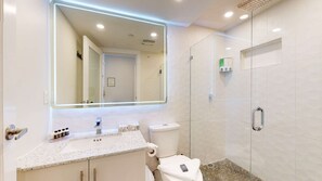 Hair dryer - Whistler - Marketplace Lodge 249 (Whistler)