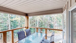 Outdoor dining - Whistler - Glacier's Reach 42 (Whistler)