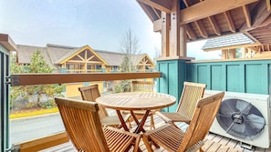 Outdoor dining - Whistler - Montebello #33 (Whistler)