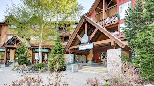 Whistler - Marketplace Lodge 220