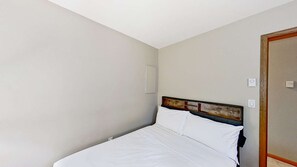 3 chambres, fer et planche à repasser, accès Internet
