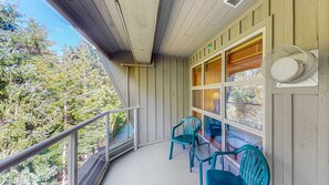 Property grounds - Whistler - The Aspens 421 (Whistler)