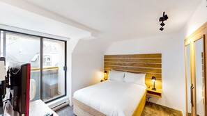 1 habitación, tabla de planchar con plancha y internet 