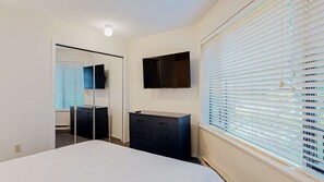 2 bedrooms, iron/ironing board, Internet - Whistler - Villas Foxglove 3 (Whistler)