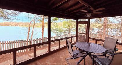 Log Cabin Retreat Two Cabins, One Stay