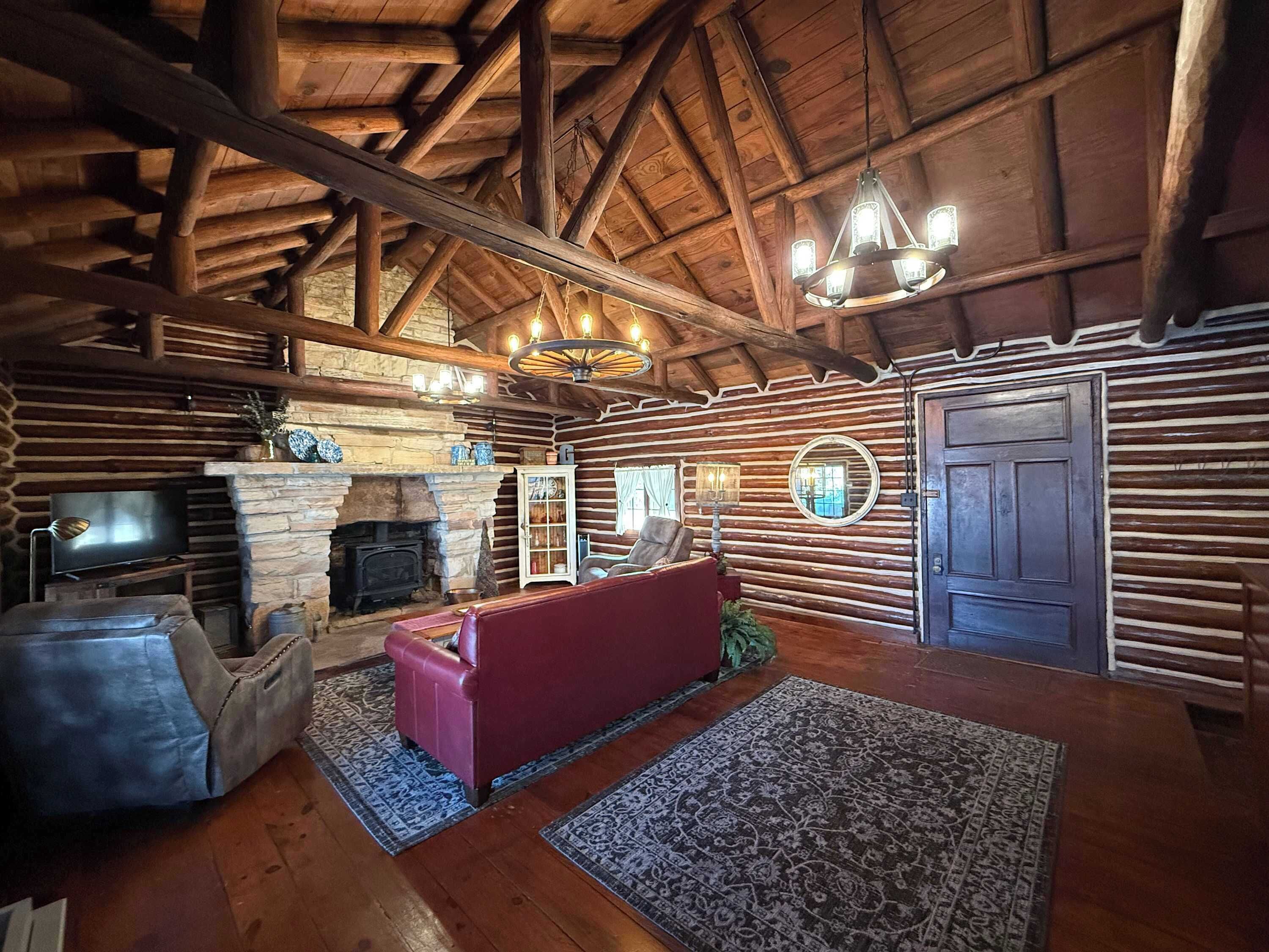House, Multiple Beds, Patio (Log Cabin Retreat) | Interior