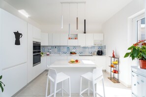 Villa, Sea View | Private kitchen - YourHome - Villa Solantis (Massa Lubrense)